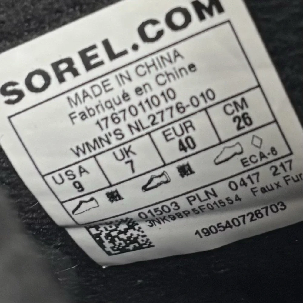 SOREL‎ Women's Whitney Short Lace-up Waterproof Insulated Winter Boot Sz 9 Black